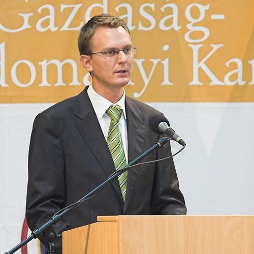 Nem hátrányos a kisebb pártoknak az új választójogi javaslat