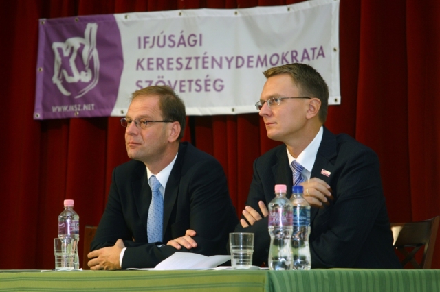 Navracsics Tibor és Rétvári Bence