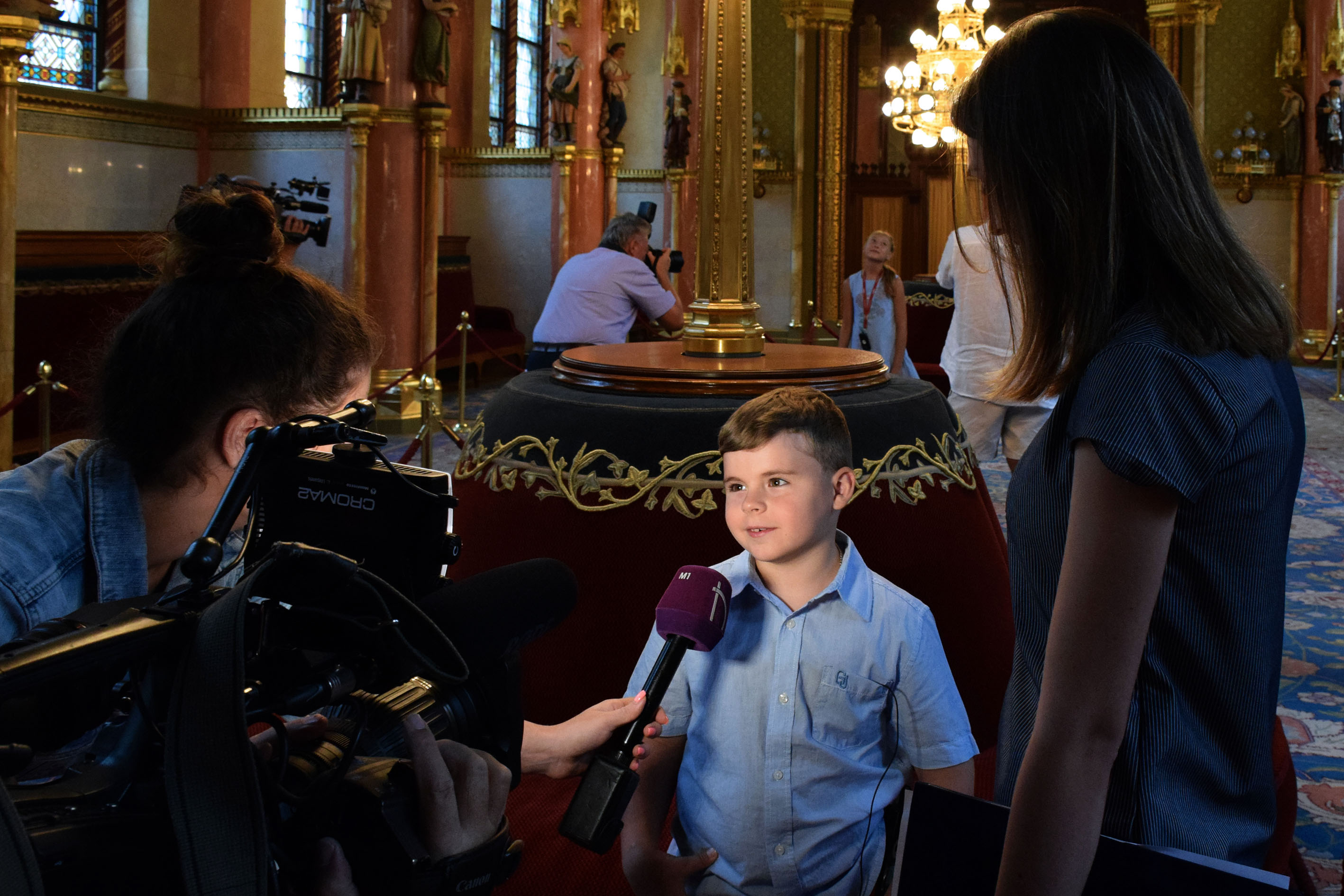 orosz gyerekek a parlamentben