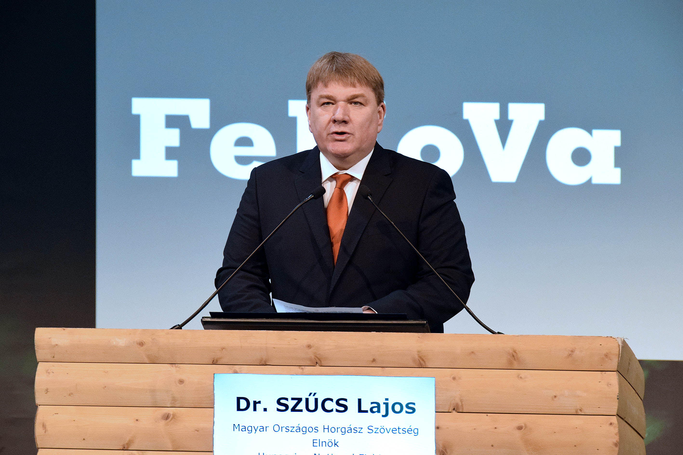 Dr Szűcs Lajos