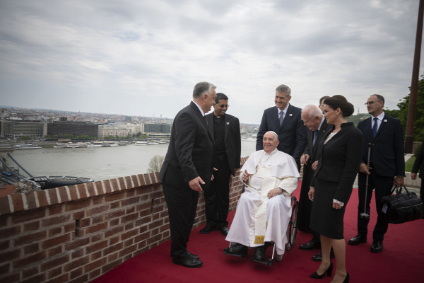 Ferenc pápa találkozása Orbán Viktorral