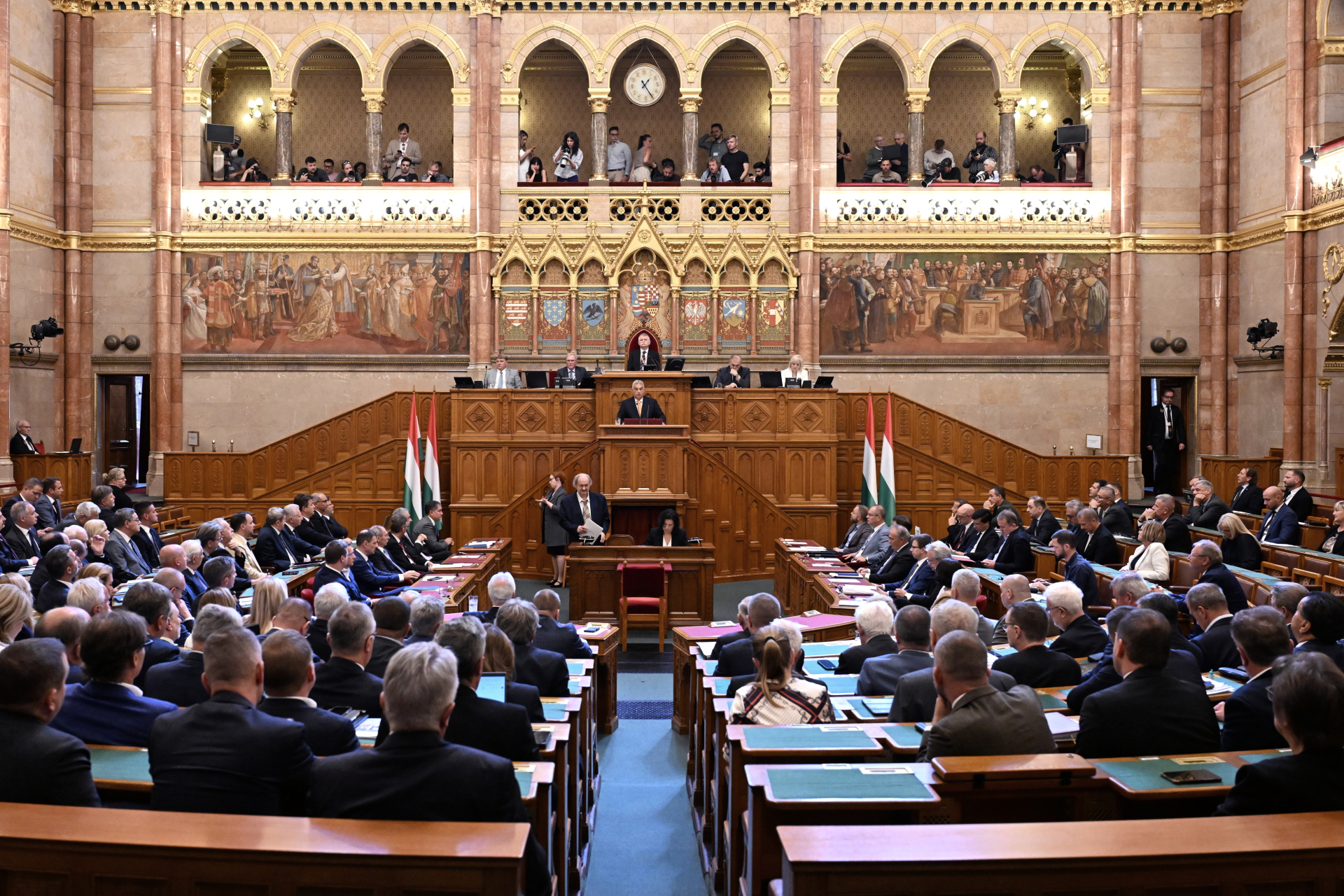 Orbán Viktor parlament