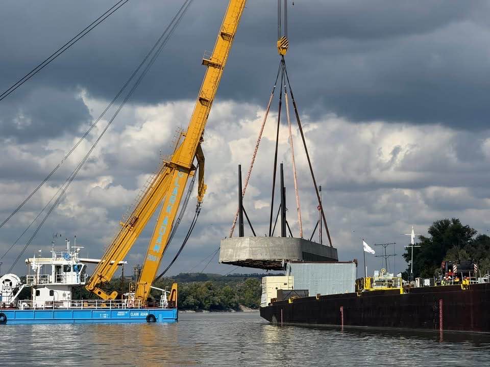 mohácsi híd építése