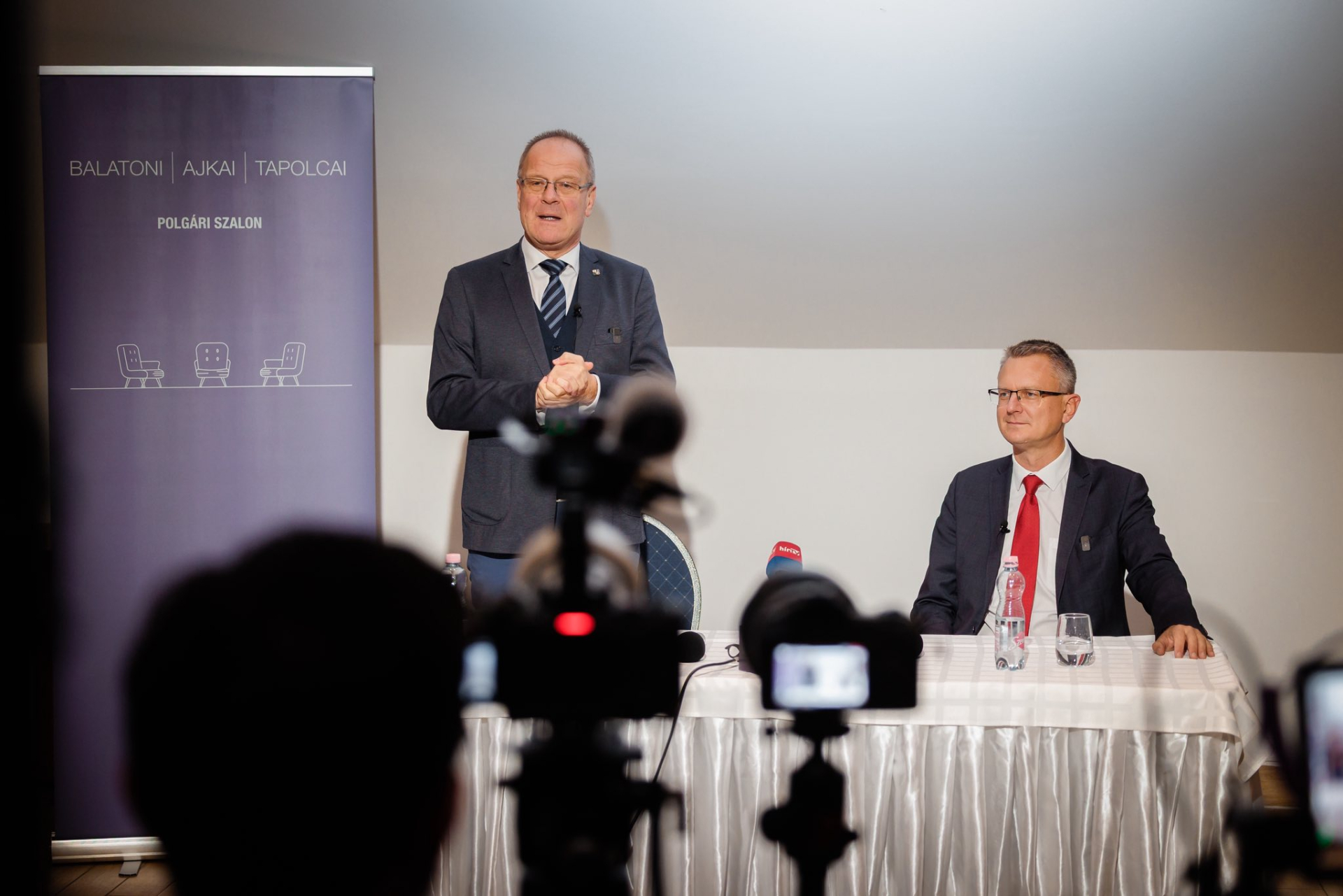 Navracsics Rétvári