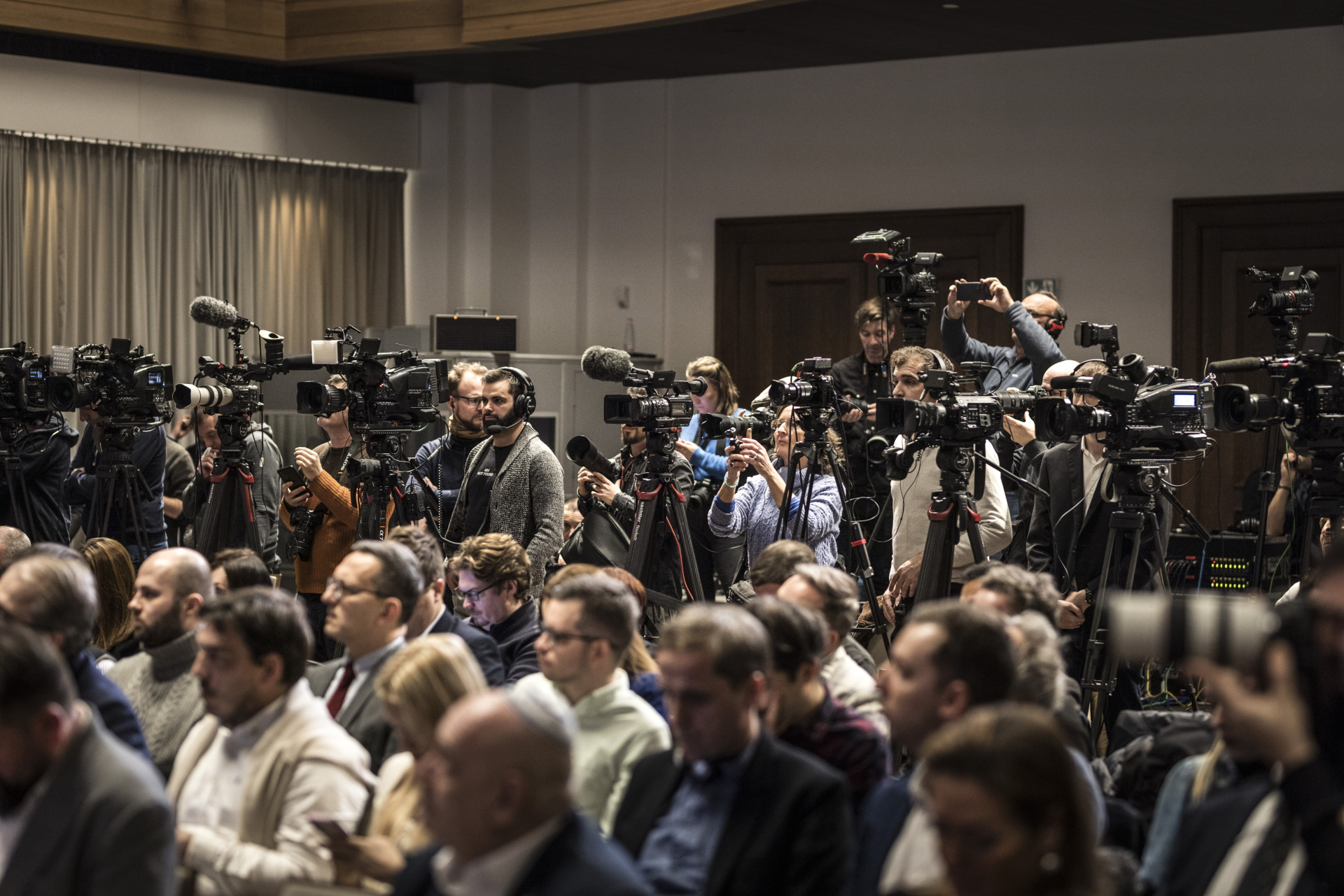 Orbán nemzetközi sajtótájékoztató