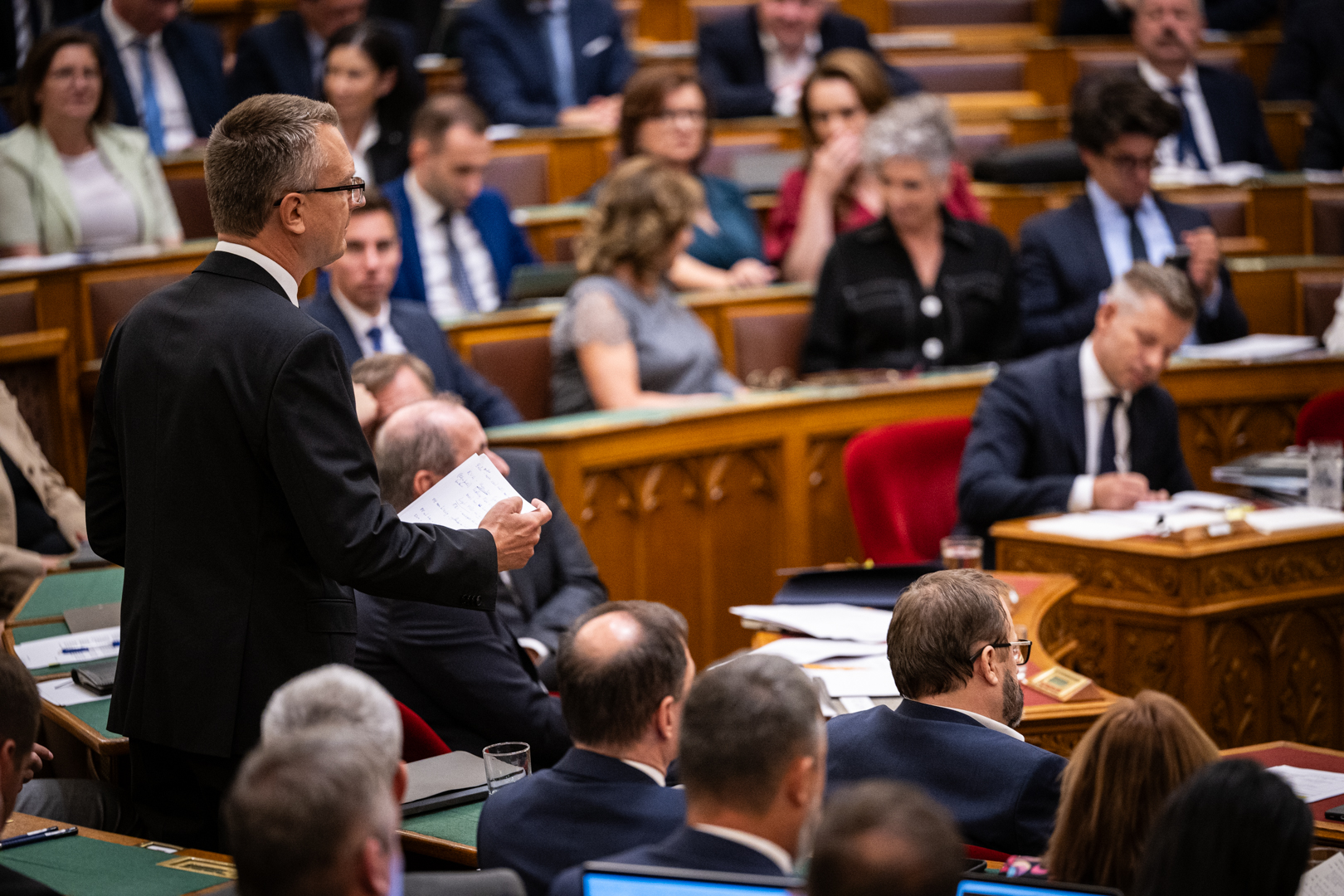 Rétvári Bence